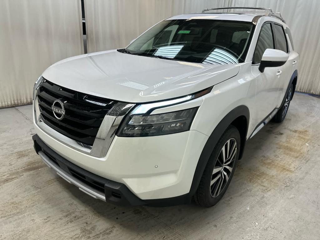 new 2025 Nissan Pathfinder car, priced at $53,521