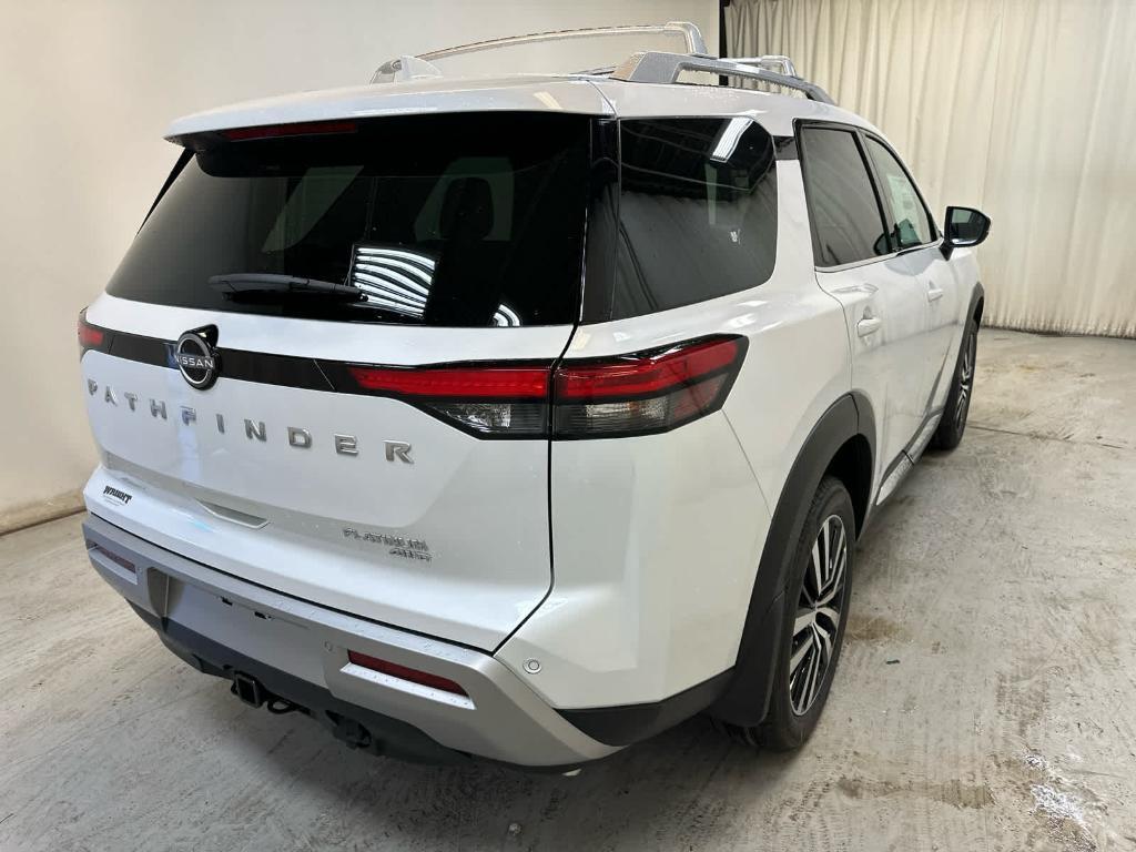 new 2025 Nissan Pathfinder car, priced at $53,521