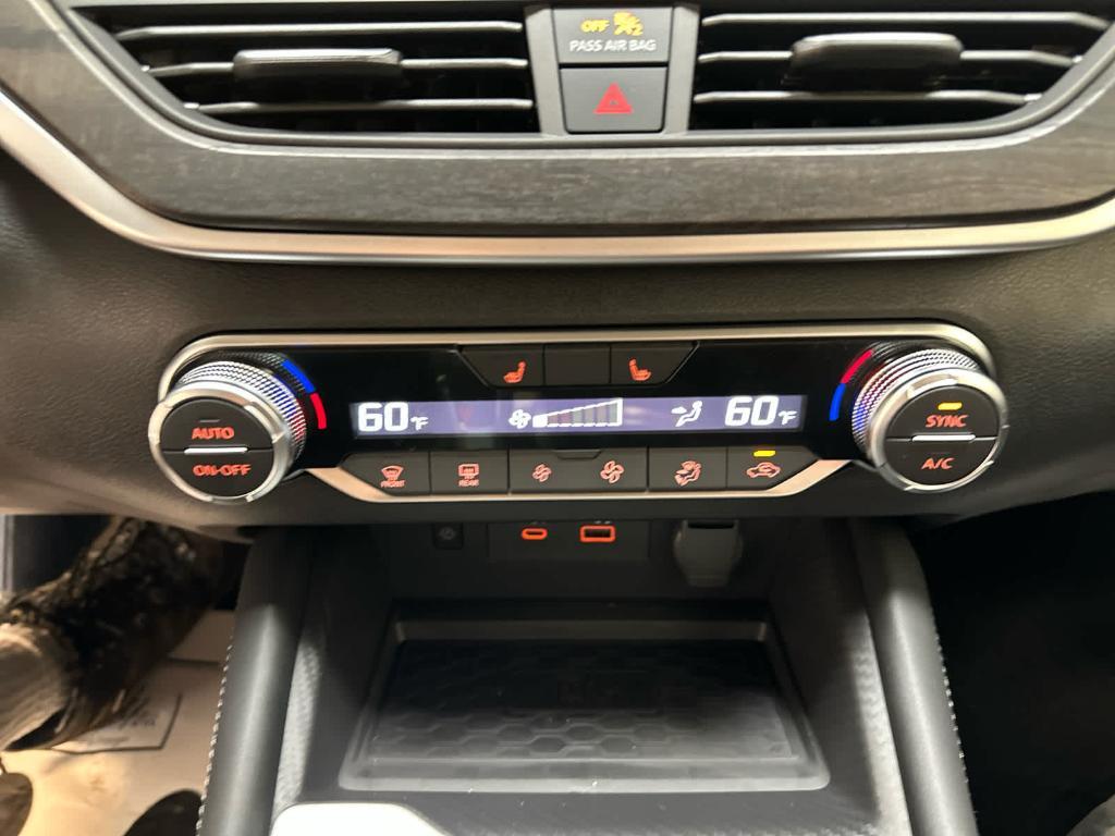 new 2025 Nissan Altima car, priced at $31,622