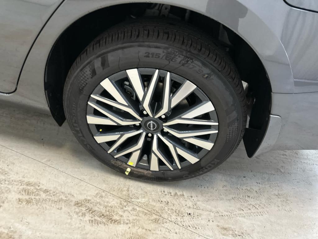 new 2025 Nissan Altima car, priced at $31,622