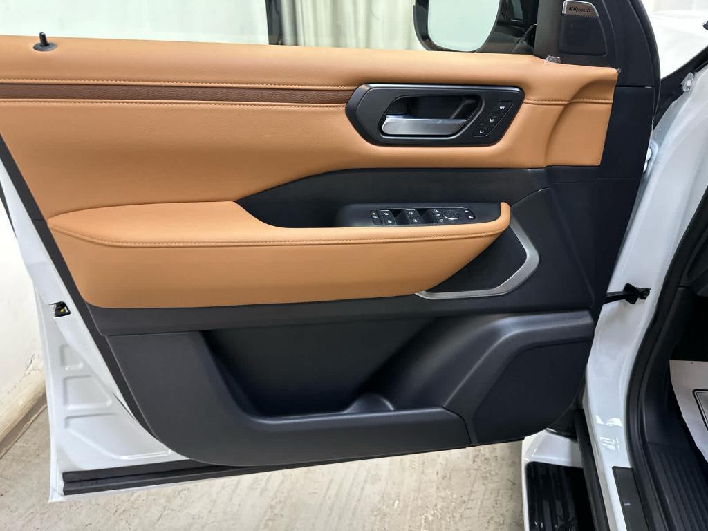 new 2026 Nissan Armada car, priced at $81,942