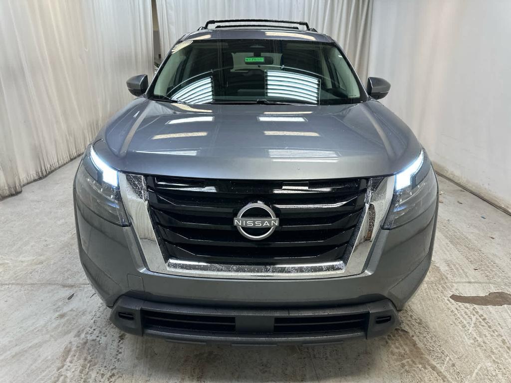 new 2025 Nissan Pathfinder car, priced at $42,461