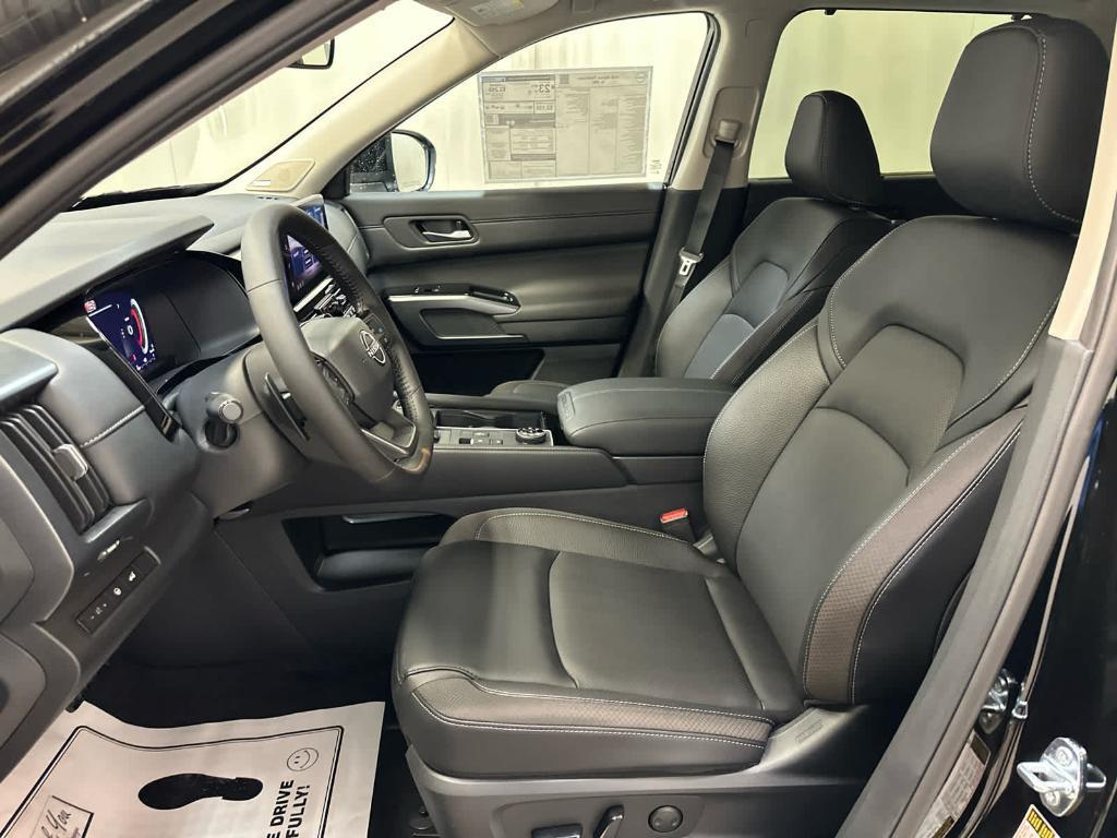 new 2026 Nissan Pathfinder car, priced at $48,094