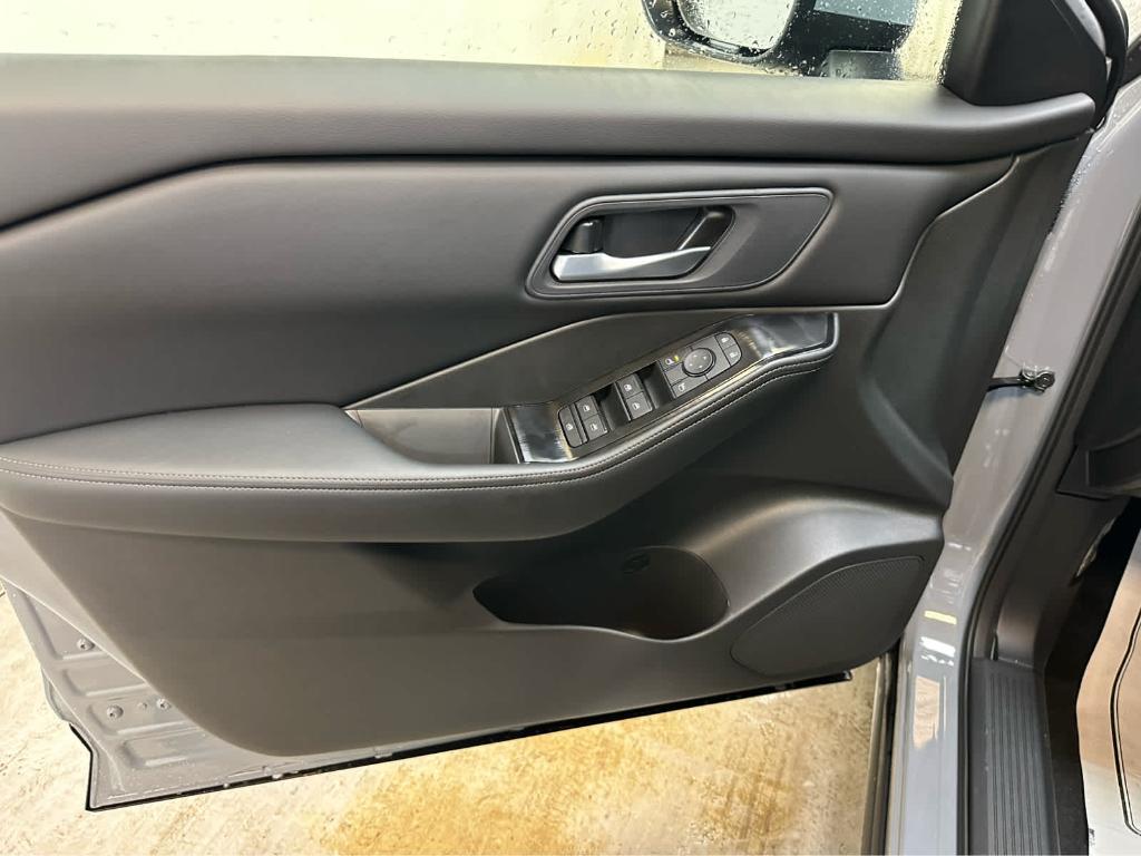 new 2026 Nissan Rogue car, priced at $34,010
