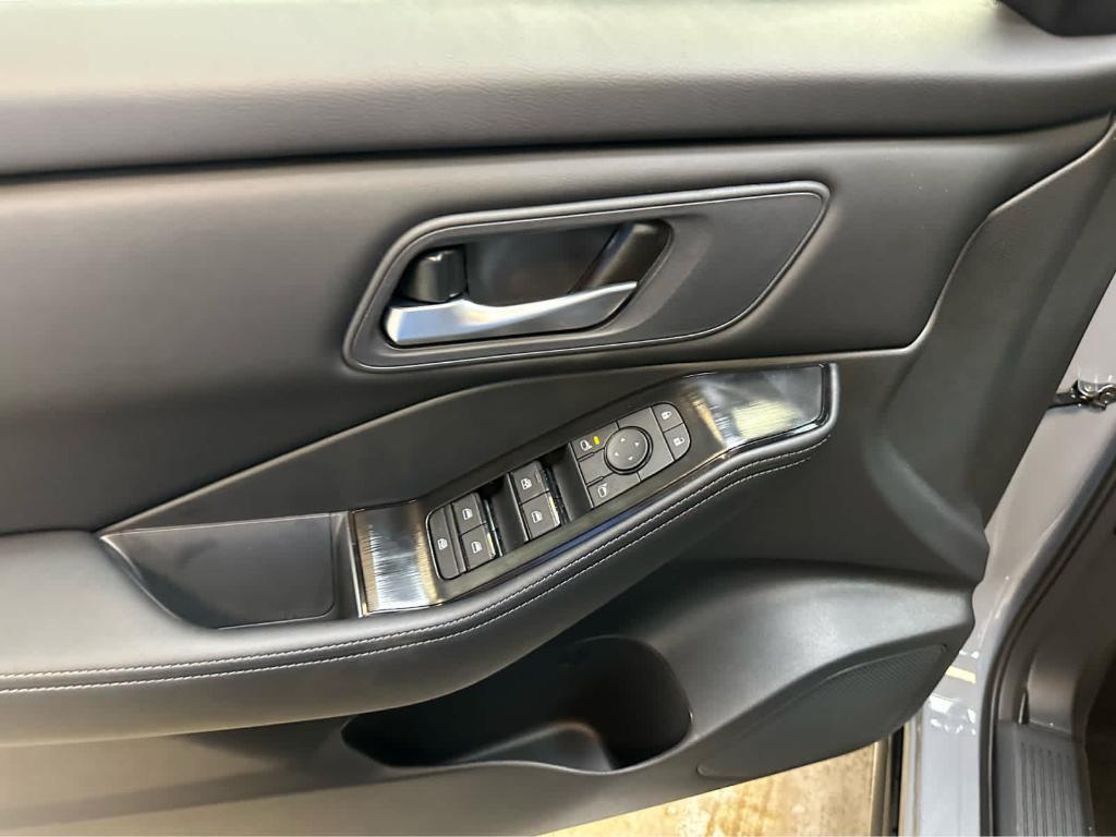 new 2026 Nissan Rogue car, priced at $34,010