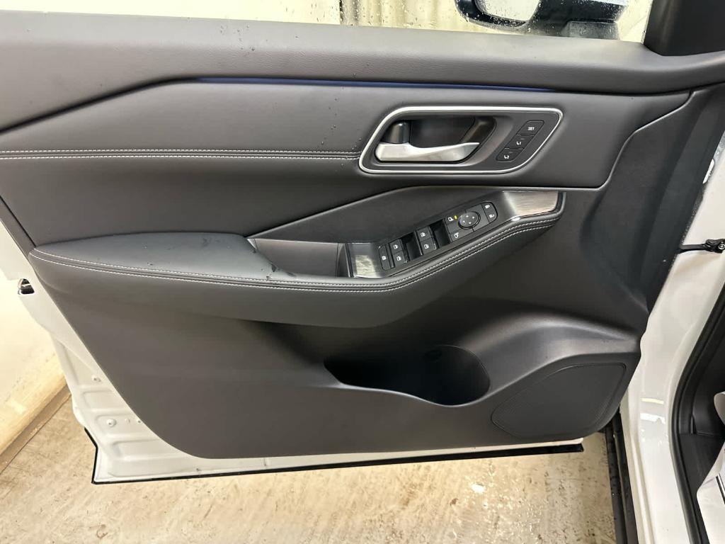 new 2026 Nissan Rogue car, priced at $43,201