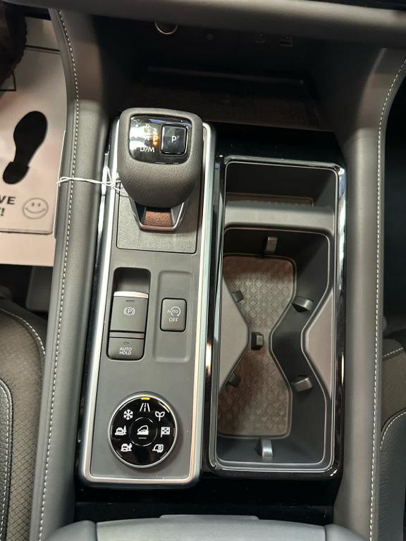 new 2025 Nissan Pathfinder car, priced at $44,913