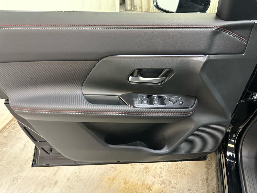 new 2026 Nissan Kicks car, priced at $32,176