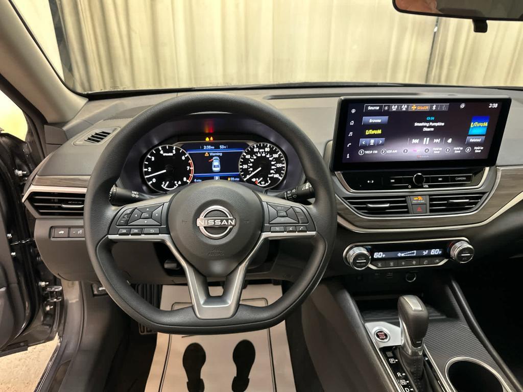 new 2025 Nissan Altima car, priced at $30,445