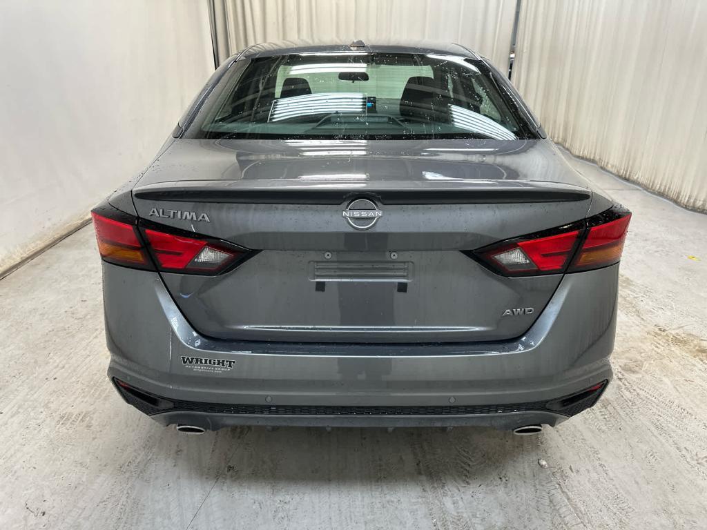 new 2025 Nissan Altima car, priced at $30,445