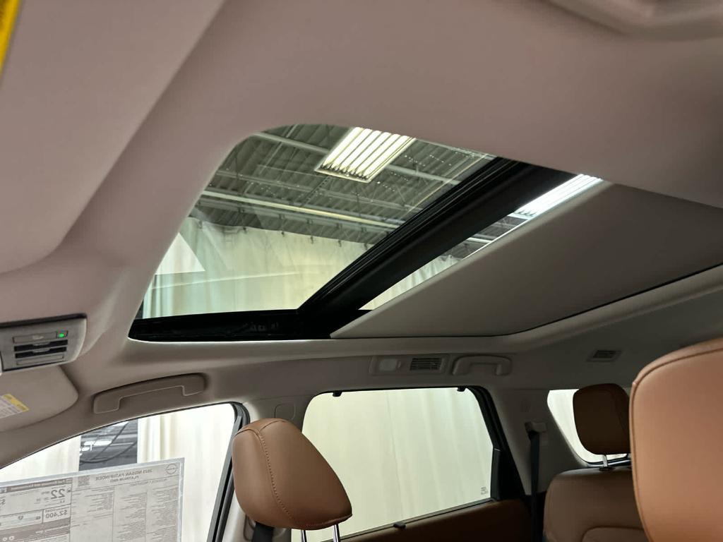 new 2025 Nissan Pathfinder car, priced at $51,058