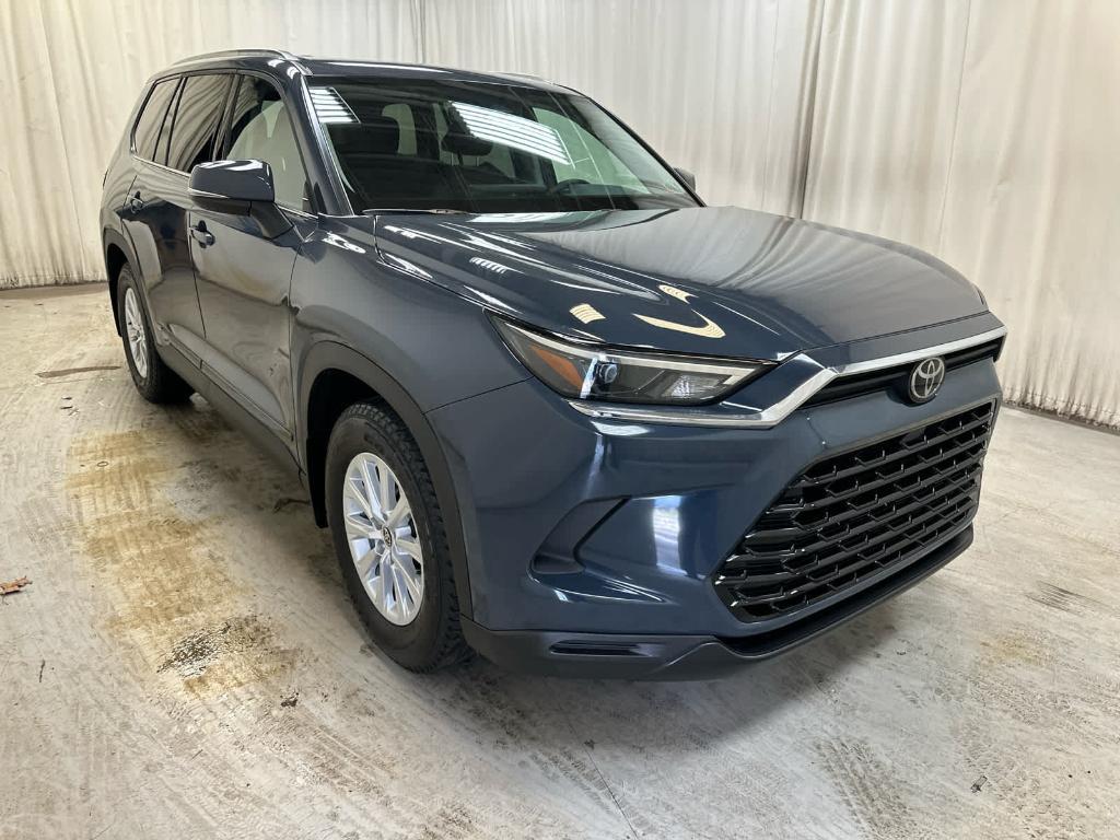 used 2025 Toyota Grand Highlander car, priced at $44,993