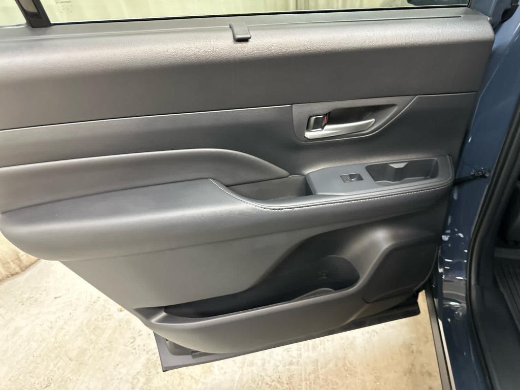 used 2025 Toyota Grand Highlander car, priced at $44,993