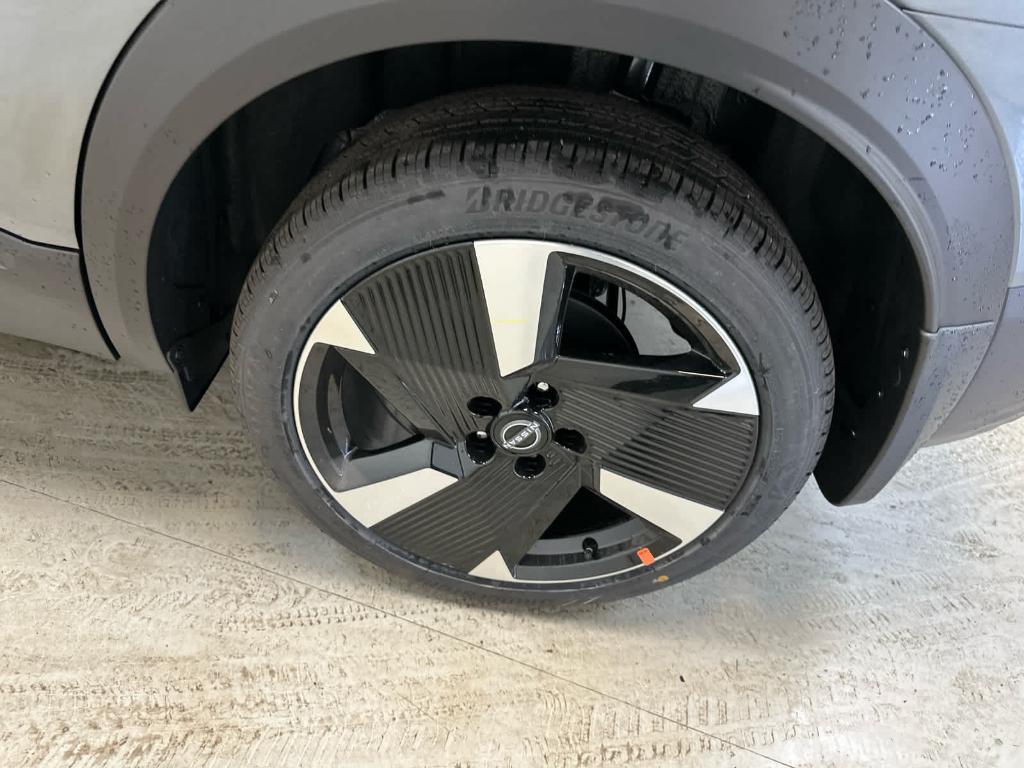 new 2026 Nissan Kicks car, priced at $31,936