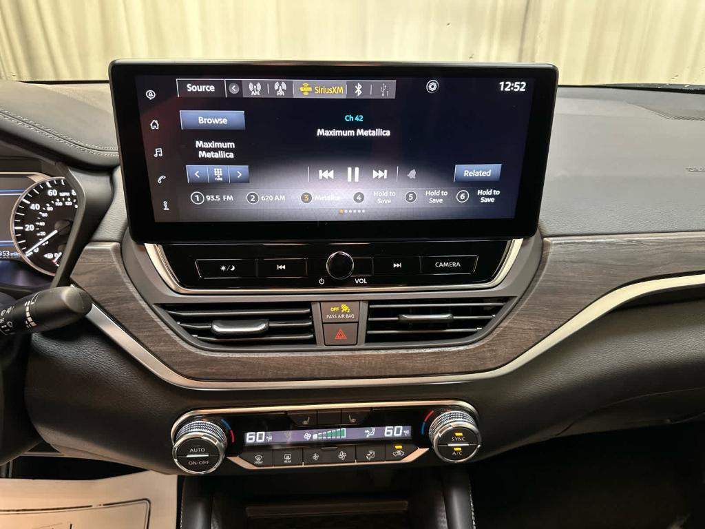 new 2025 Nissan Altima car, priced at $31,622