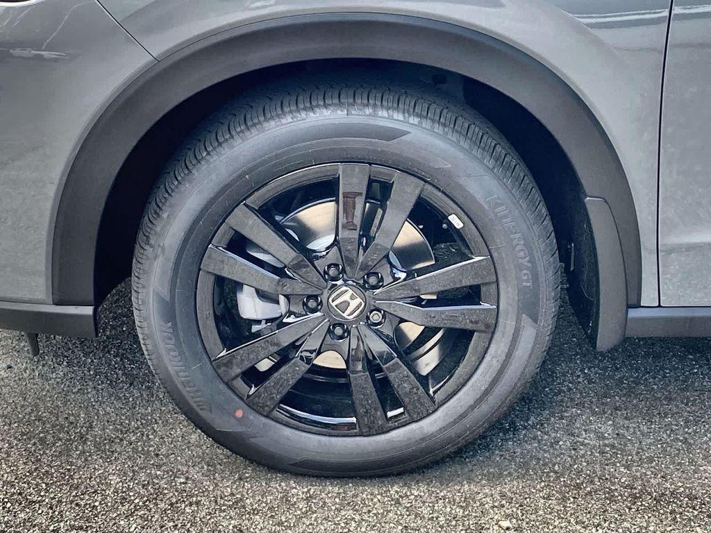 new 2026 Honda HR-V car, priced at $30,205