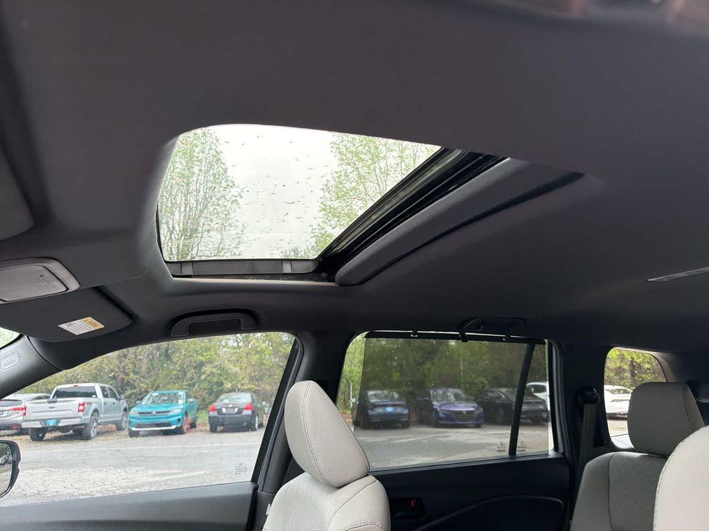 used 2022 Honda Passport car, priced at $37,095