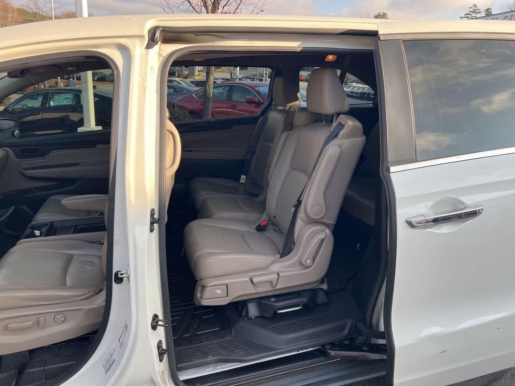 used 2018 Honda Odyssey car, priced at $14,174