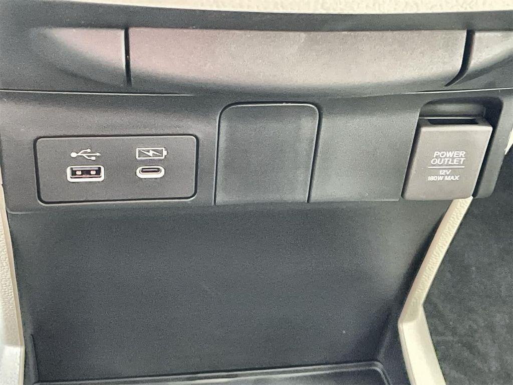 new 2026 Honda Odyssey car, priced at $44,290