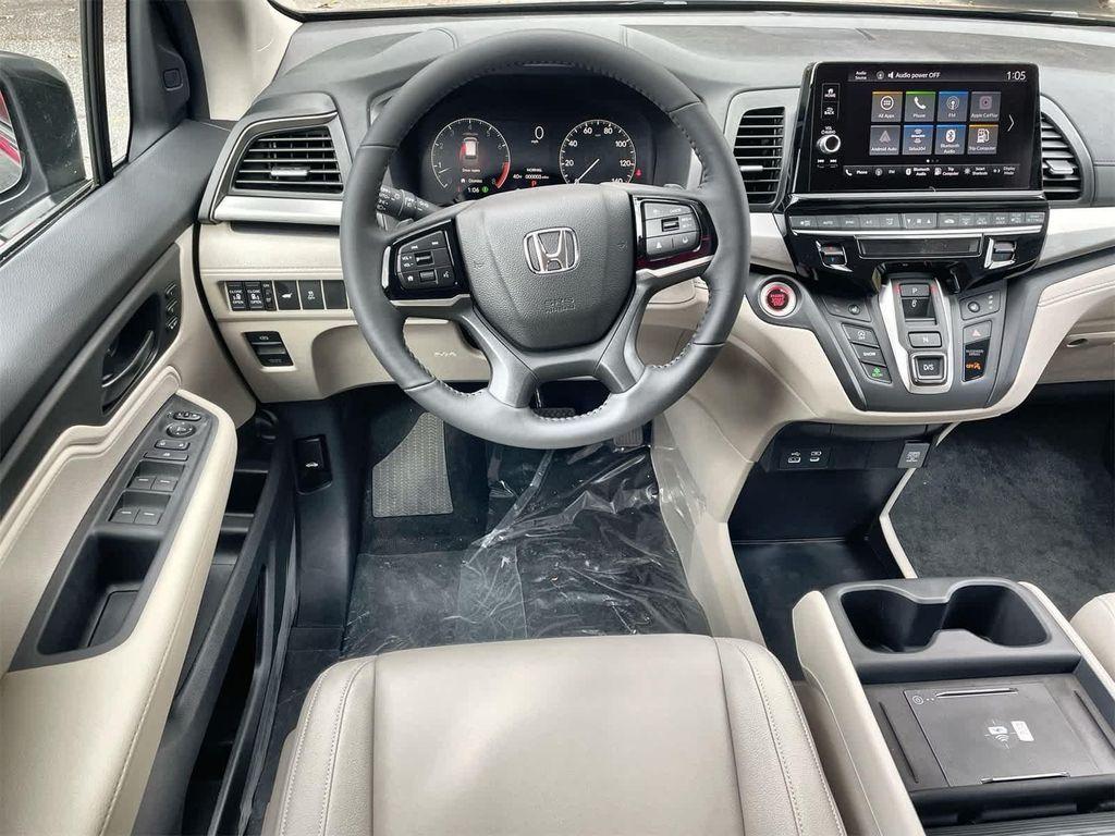new 2026 Honda Odyssey car, priced at $44,290