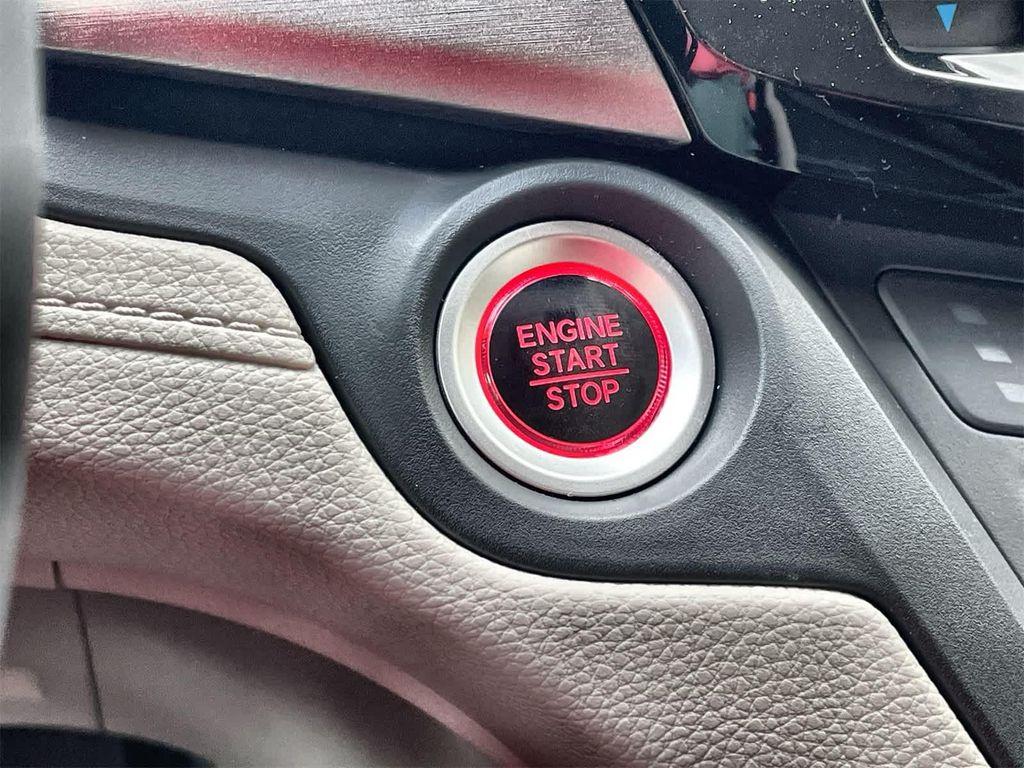 new 2026 Honda Odyssey car, priced at $44,290