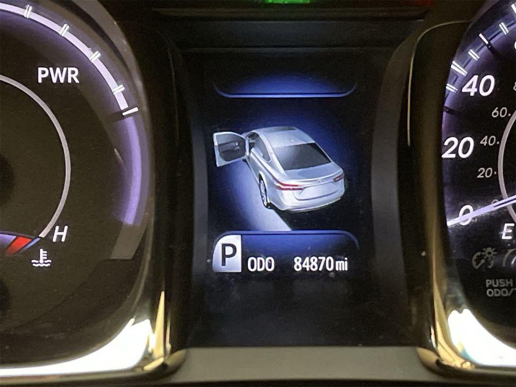 used 2014 Toyota Avalon Hybrid car, priced at $16,200