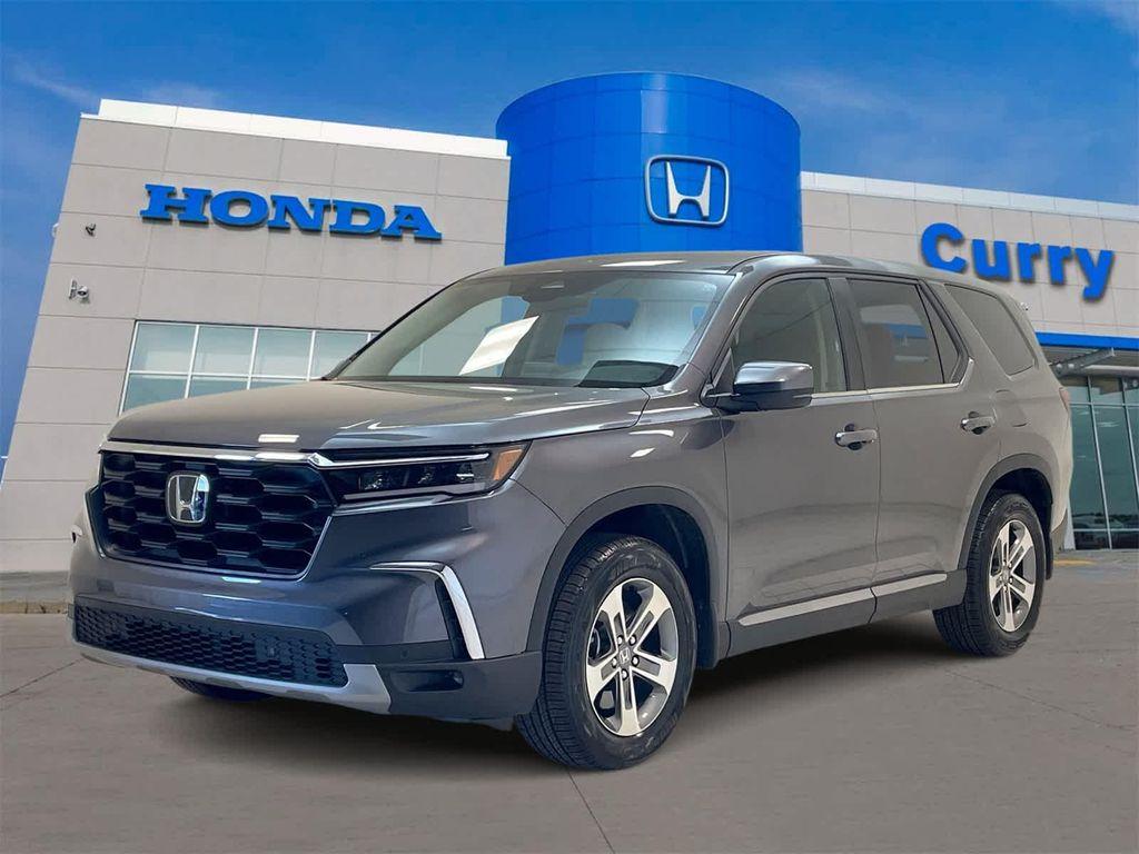 used 2025 Honda Pilot car, priced at $39,391