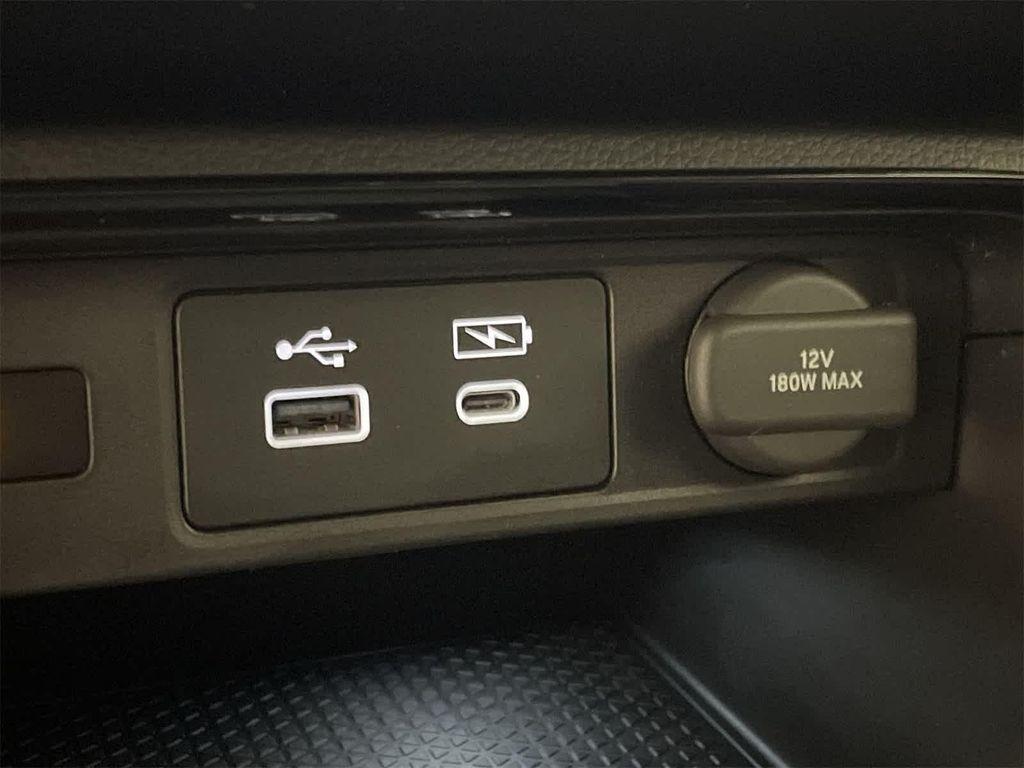 used 2024 Honda CR-V Hybrid car, priced at $31,222