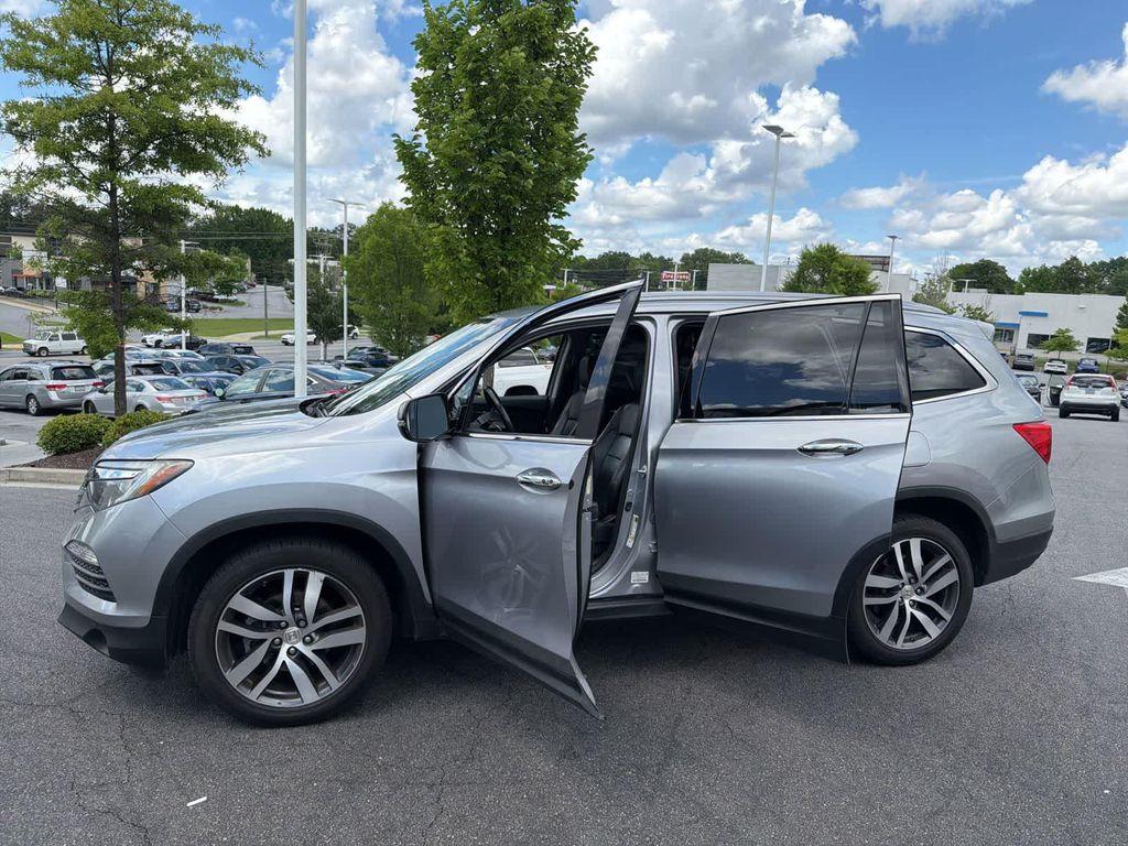 used 2016 Honda Pilot car, priced at $15,072