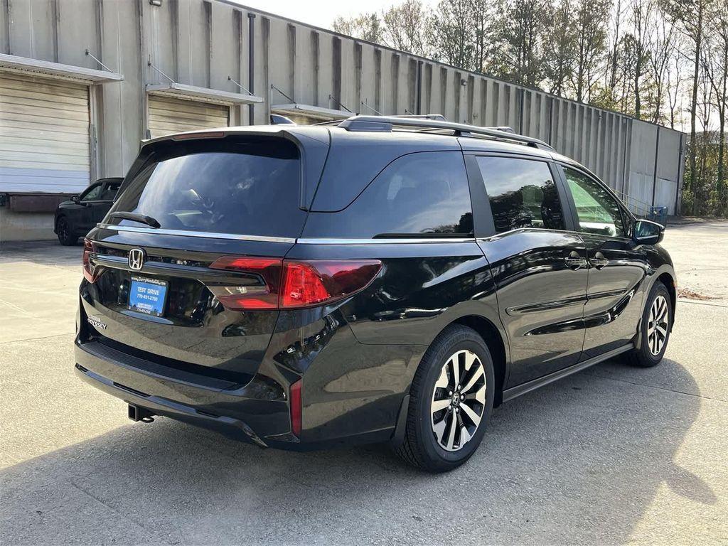 new 2026 Honda Odyssey car, priced at $45,685