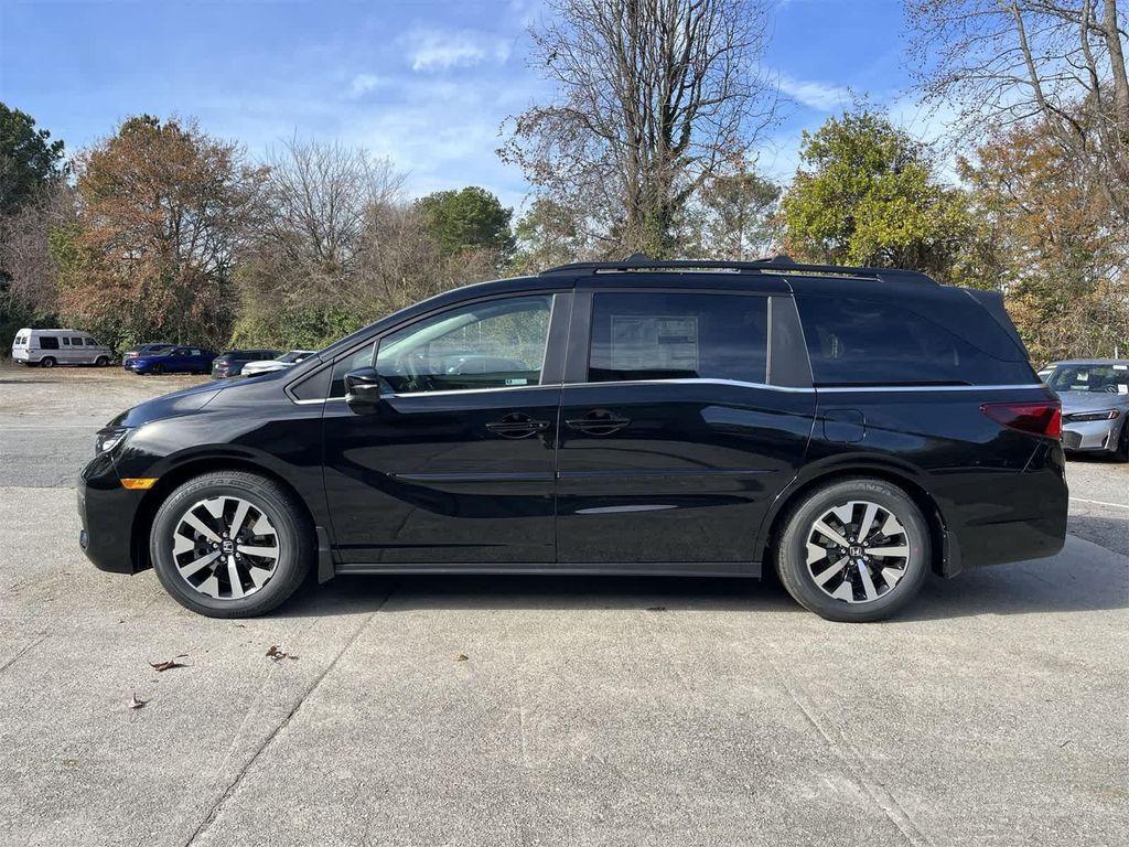 new 2026 Honda Odyssey car, priced at $45,685