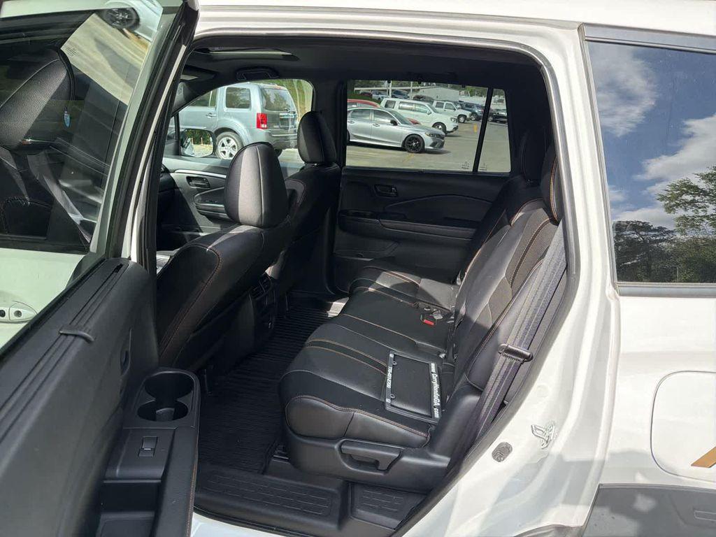 used 2022 Honda Passport car, priced at $28,936