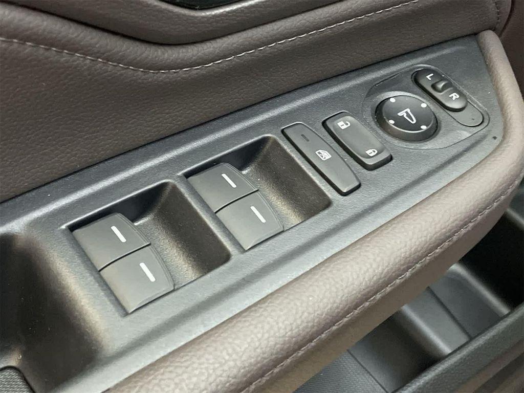 used 2023 Honda Odyssey car, priced at $38,612