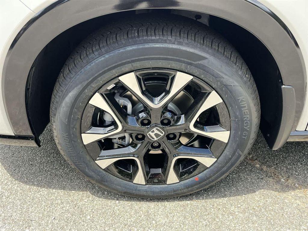 new 2026 Honda HR-V car, priced at $32,255