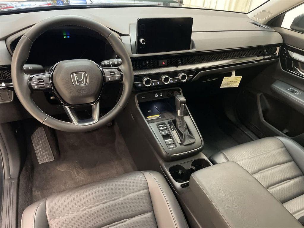 used 2023 Honda CR-V car, priced at $30,555