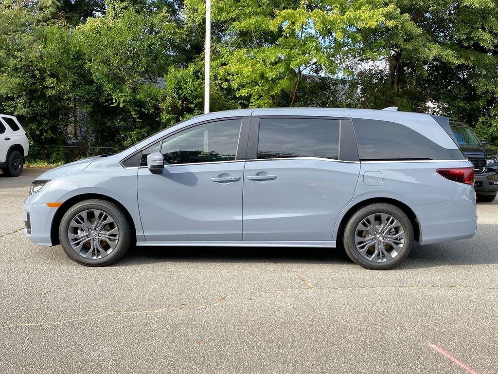 new 2026 Honda Odyssey car, priced at $50,142