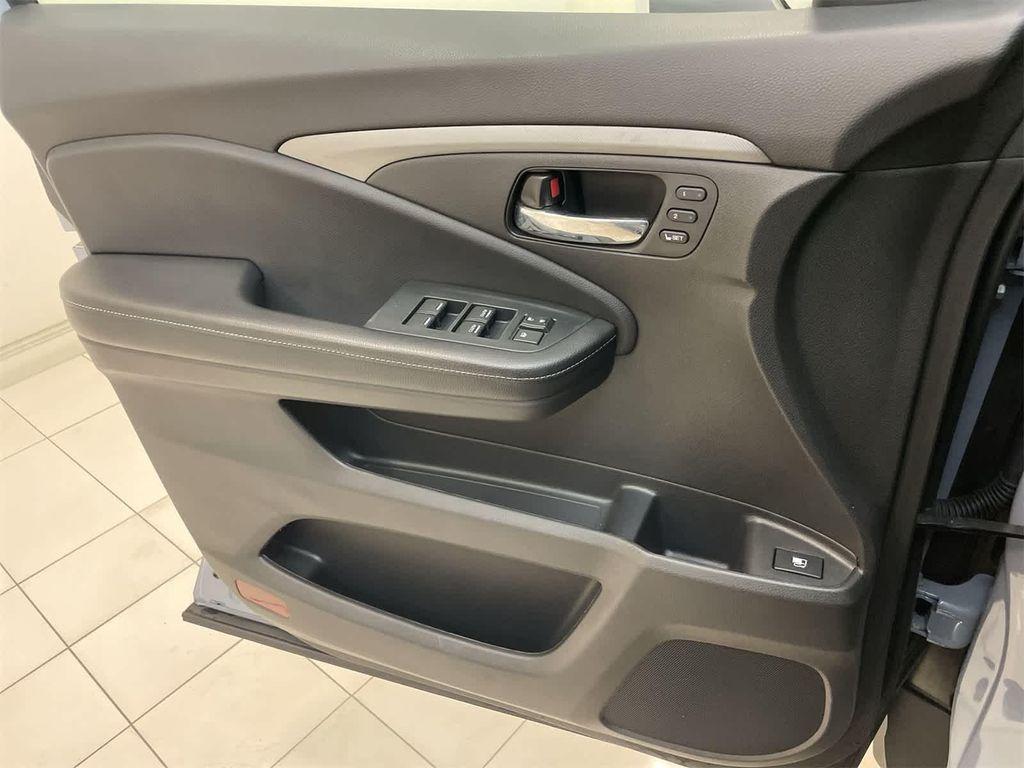 used 2023 Honda Ridgeline car, priced at $31,774