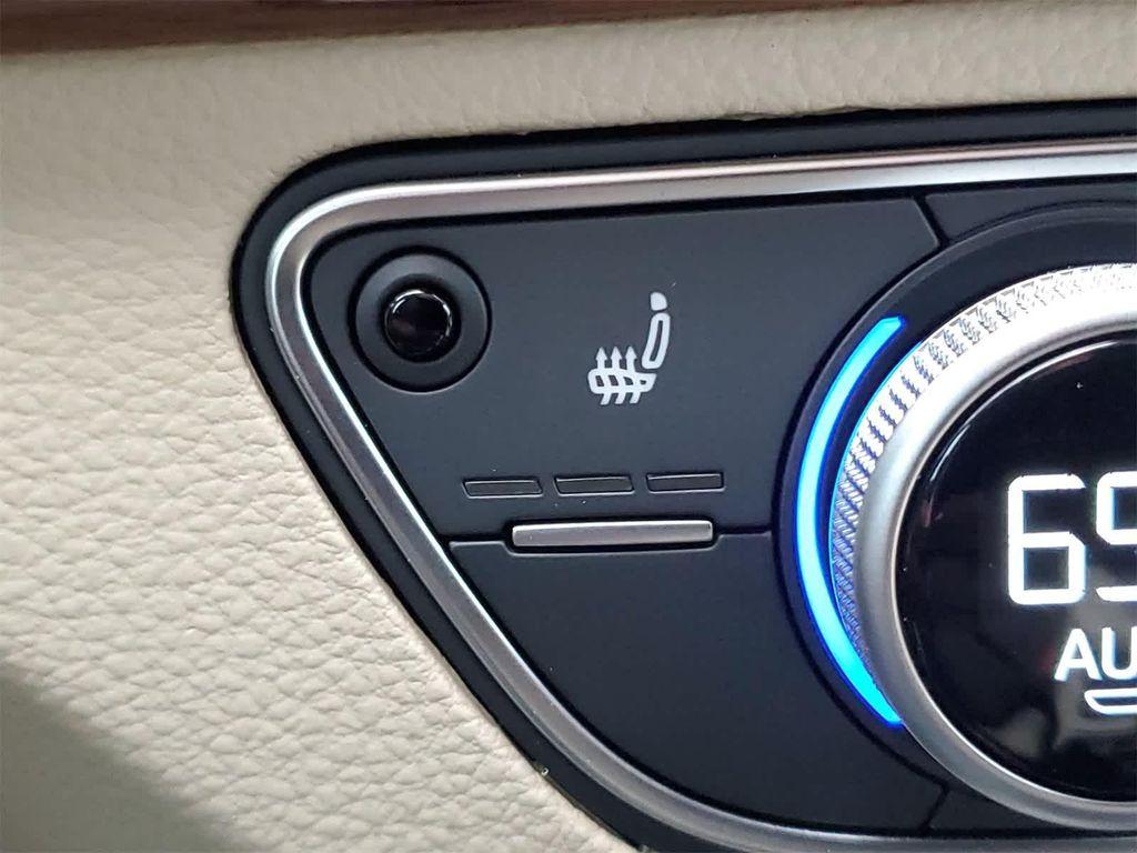 used 2024 Audi Q5 car, priced at $33,042