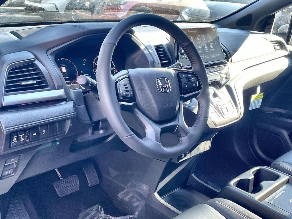 new 2026 Honda Odyssey car, priced at $45,390