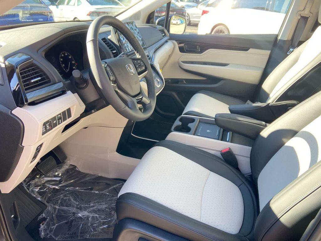 new 2026 Honda Odyssey car, priced at $53,190