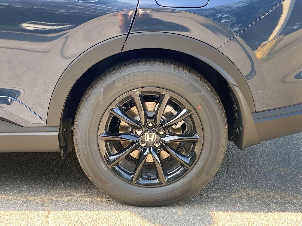 new 2026 Honda CR-V Hybrid car, priced at $40,175