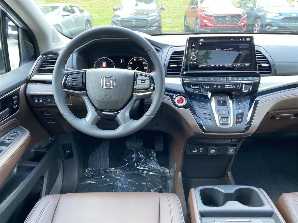 new 2026 Honda Odyssey car, priced at $49,445