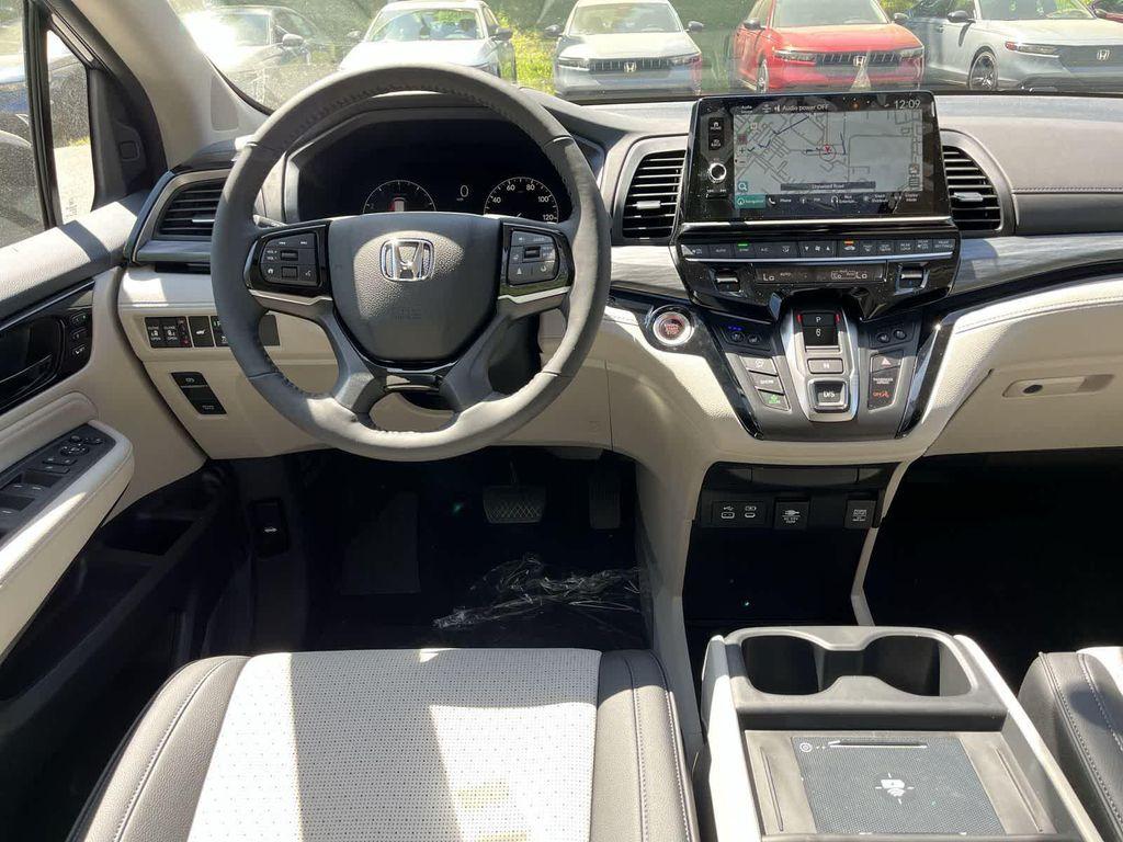 new 2026 Honda Odyssey car, priced at $53,887