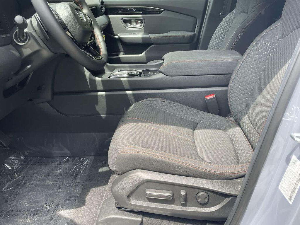 new 2026 Honda Pilot car, priced at $44,145