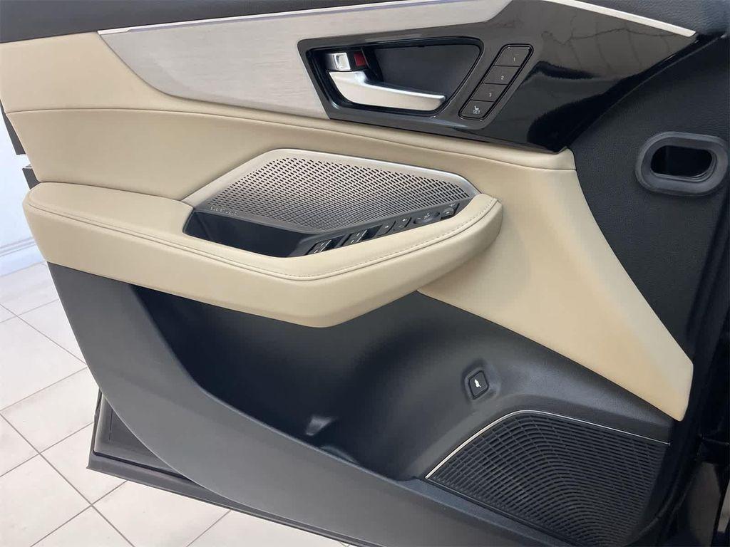 used 2024 Acura MDX car, priced at $44,652