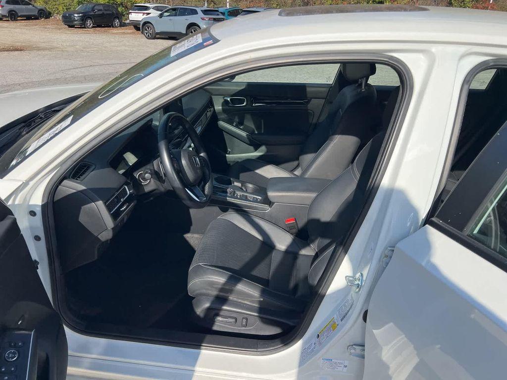 used 2025 Honda Civic Hybrid car, priced at $28,142
