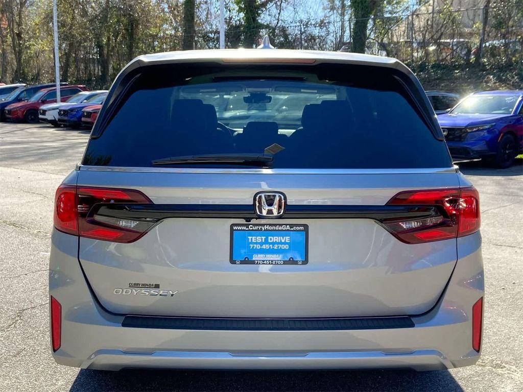 new 2026 Honda Odyssey car, priced at $44,290