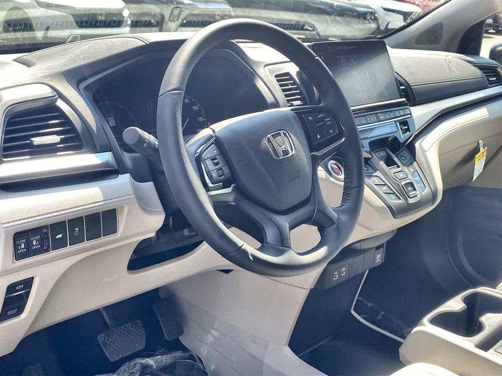 new 2026 Honda Odyssey car, priced at $44,290