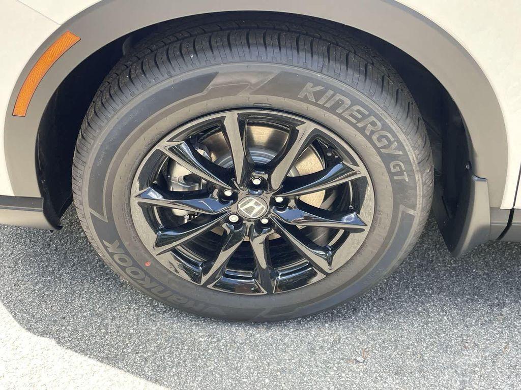 new 2026 Honda CR-V Hybrid car, priced at $37,535