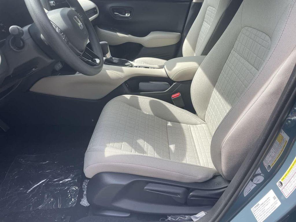 new 2027 Honda HR-V car, priced at $30,702